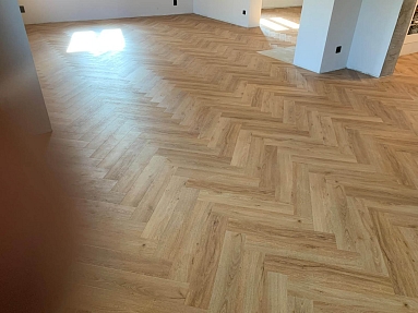 Lepený vinyl Rybí kost 1020F
