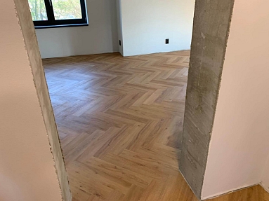 Lepený vinyl Rybí kost 1020F