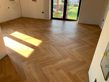 Lepený vinyl Rybí kost 1020F